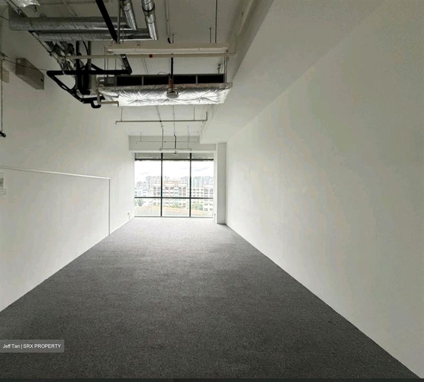 Woods Square (D25), Office #584451561